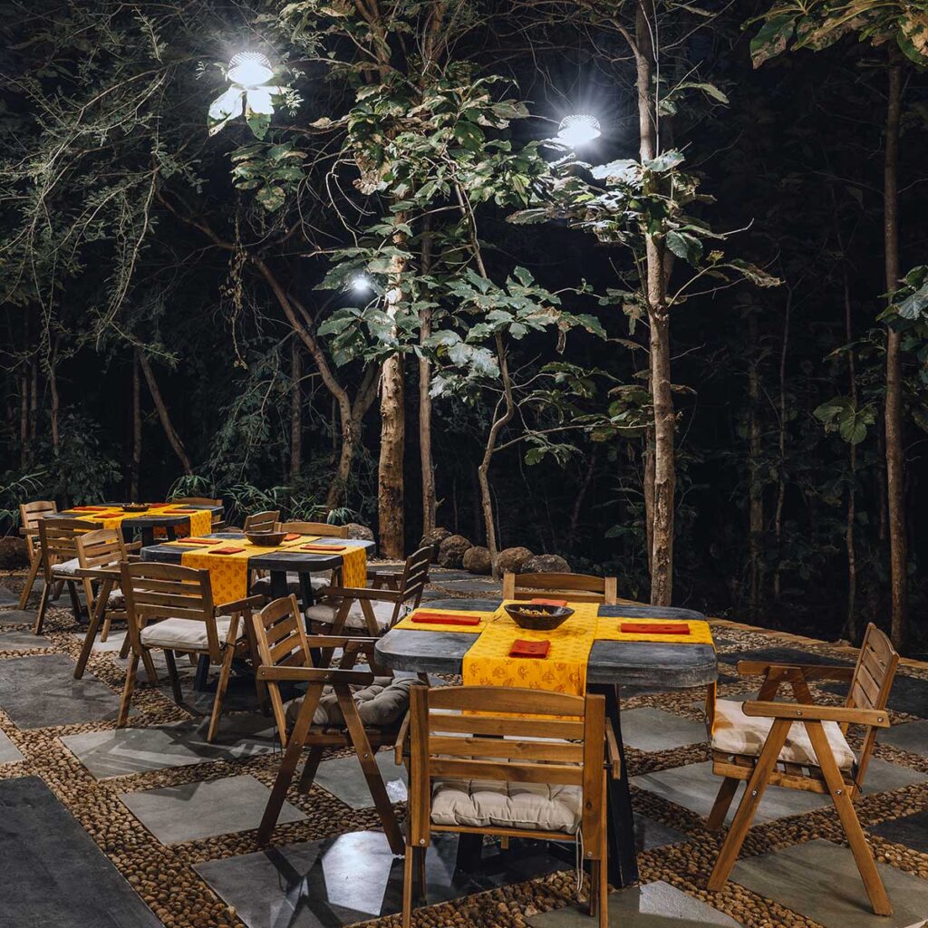 Open forest pavilion dining – Wadi restaurant experience at Tipai India